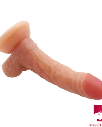 6.1in Women Using Dildo Soft Flexible Sex Toy For Women