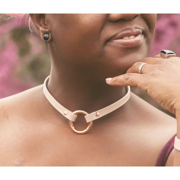 Design Your Own Sleek Ring of O Collar