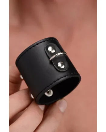 STRICT BALL STRETCHER W D-RING