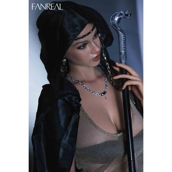 Vanessa – 5’6″ | 168cm Sex doll